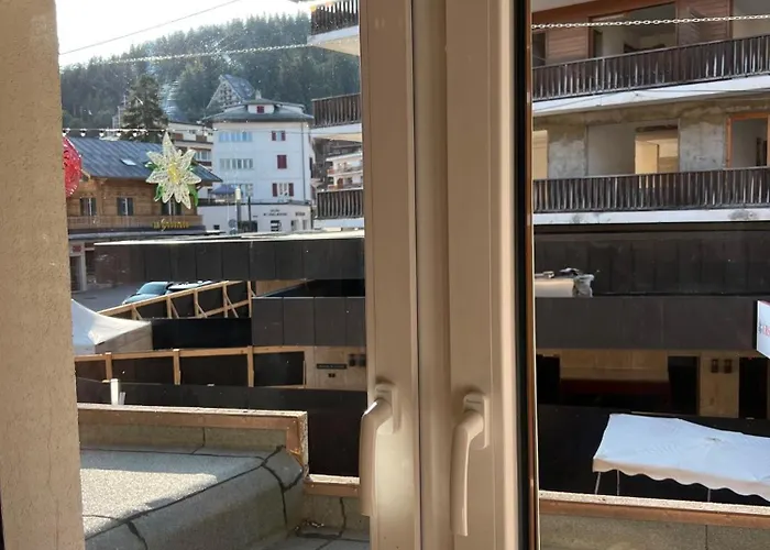 Апартаменты La Perle Montana *