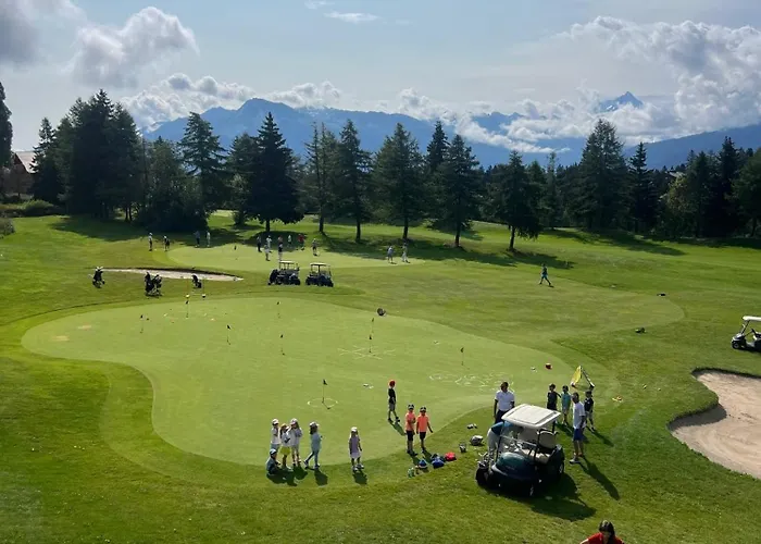 Апартаменты La Perle Montana