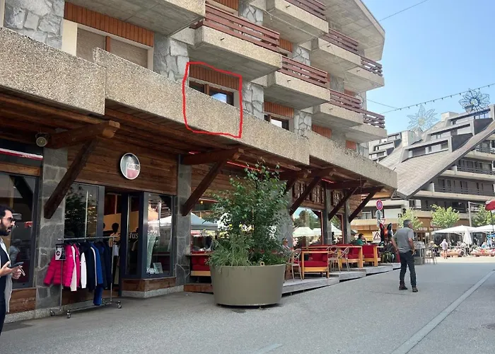 Апартаменты La Perle Montana *